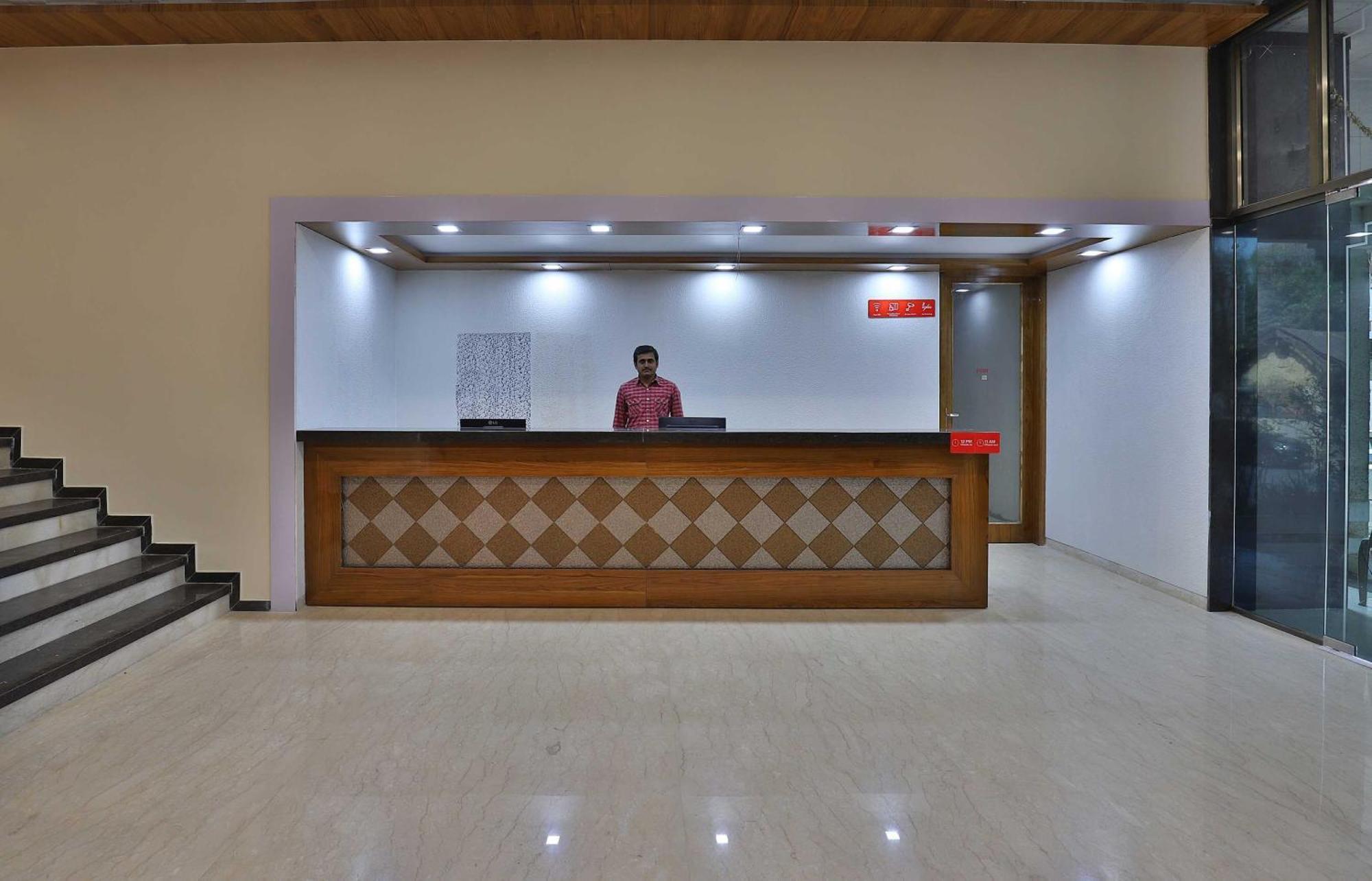Collection O Hotel Panchsheel Vadodara Exterior foto